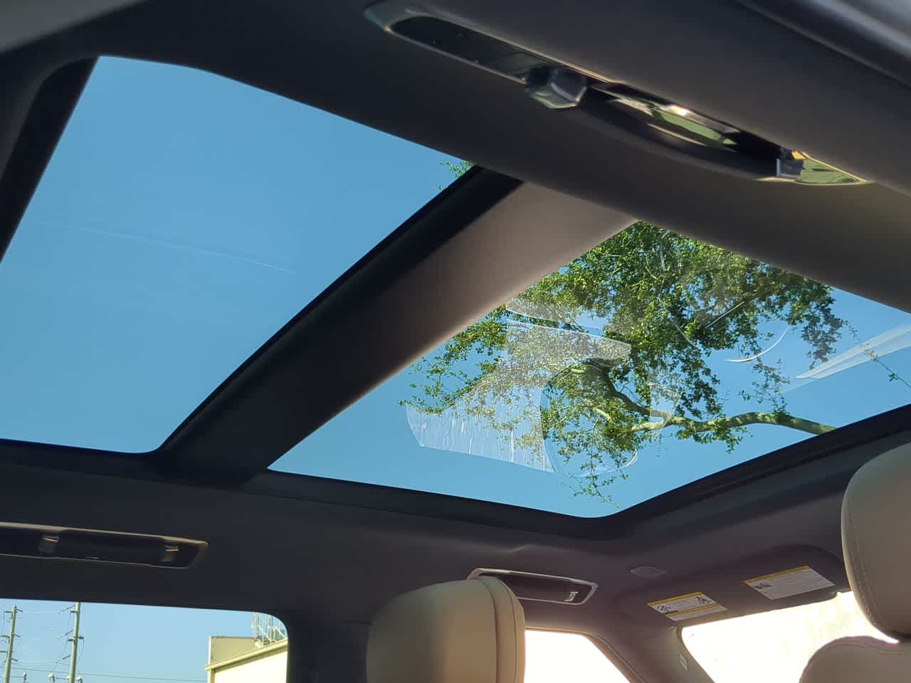 Thumbnail: 2025 Land Rover Range Rover Sport - 23