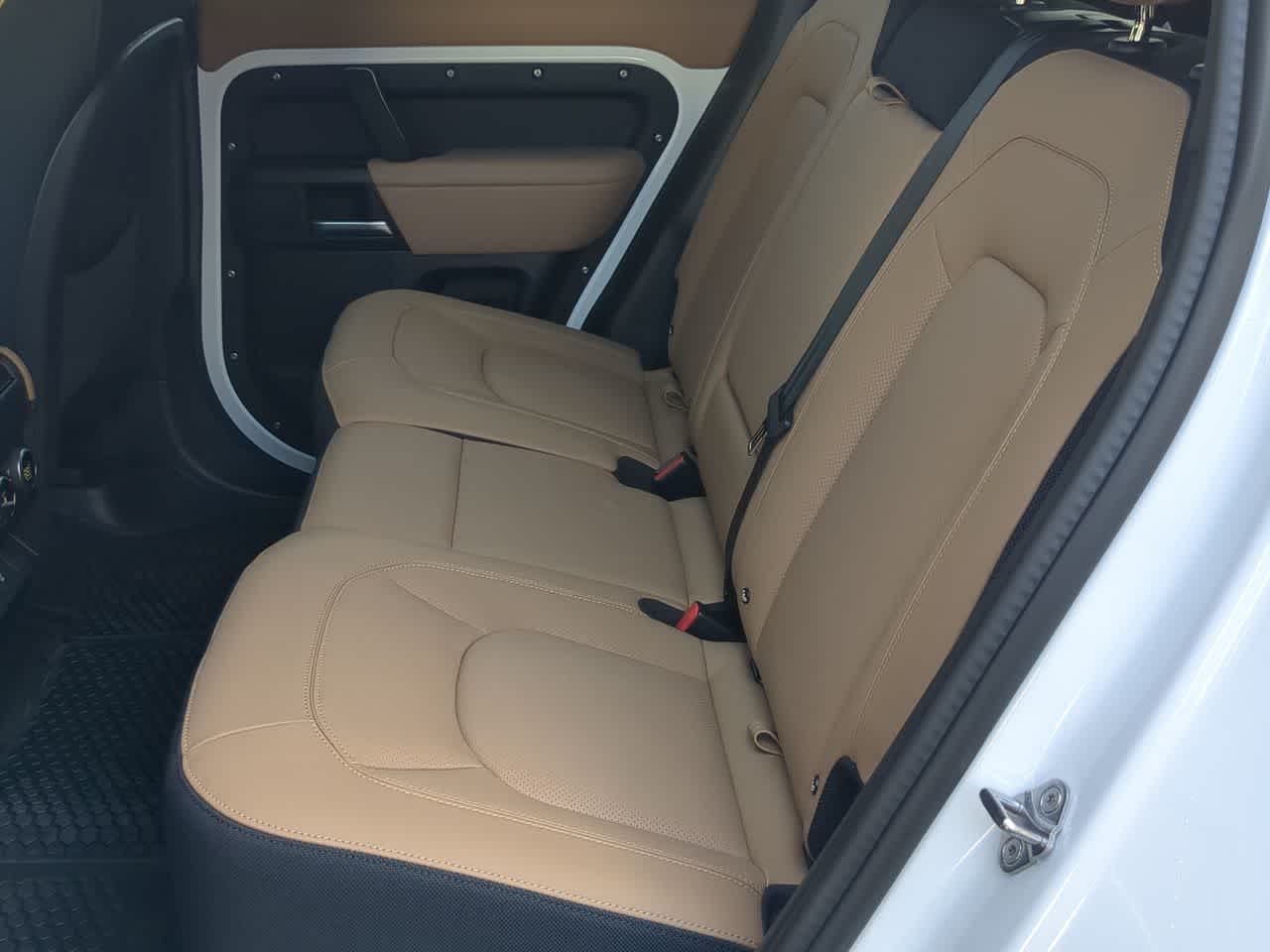 Thumbnail: 2025 Land Rover Defender - 21