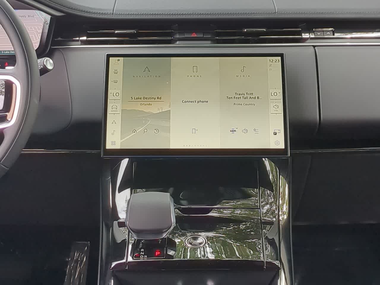 Thumbnail: 2026 Land Rover Range Rover Sport - 29