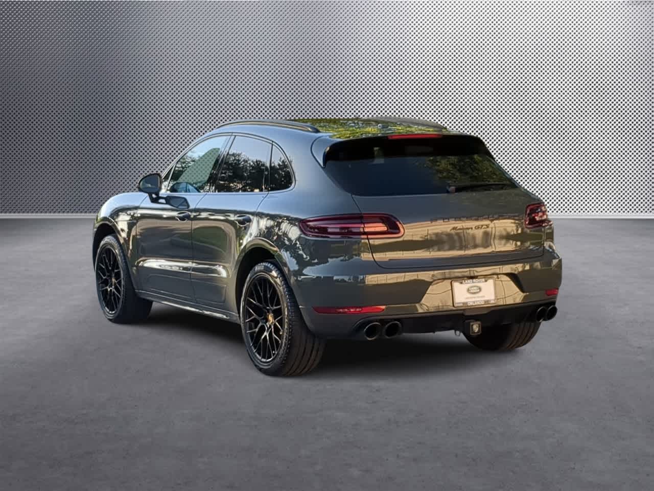 Thumbnail: 2018 Porsche Macan - 6