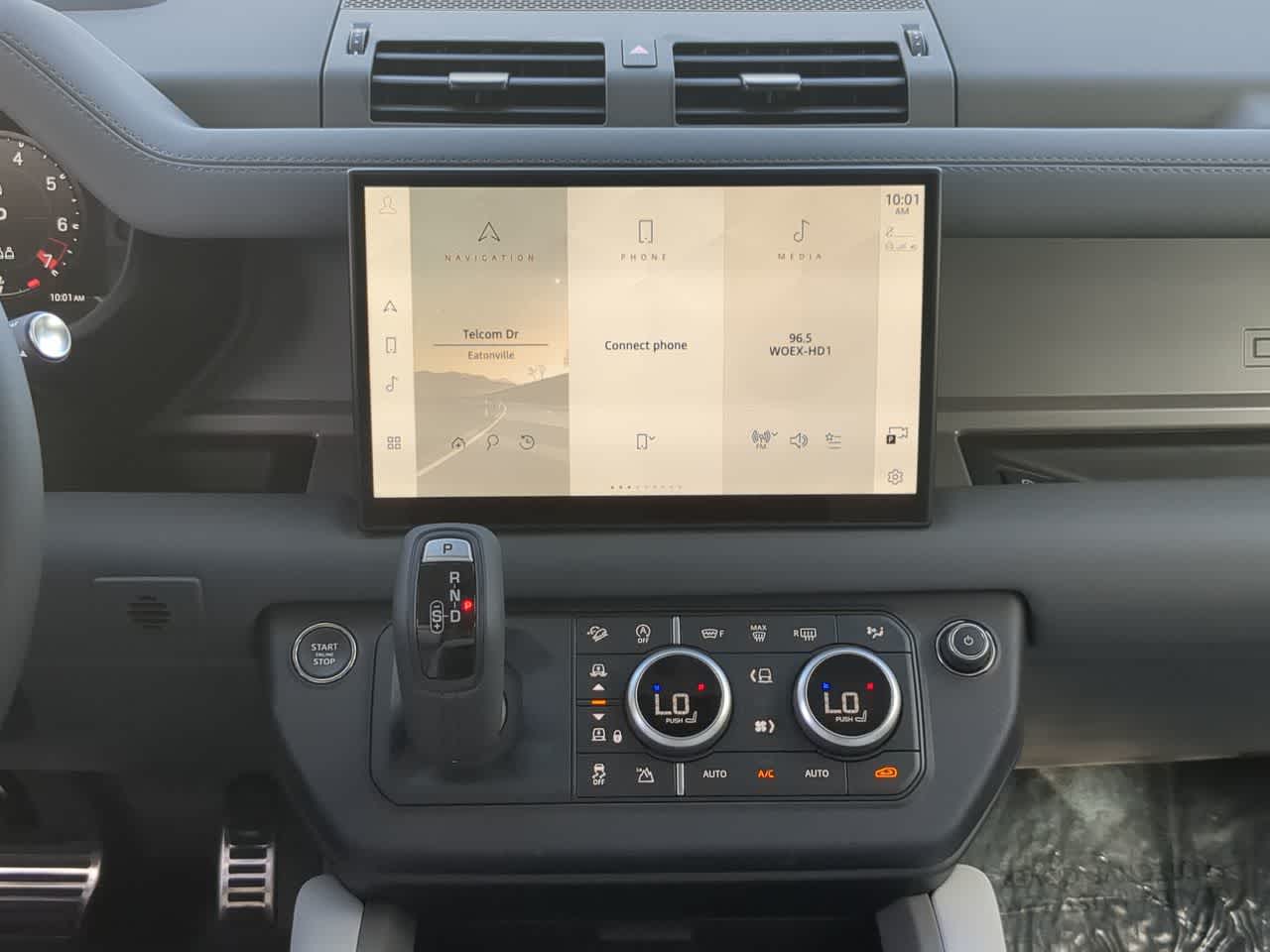 Thumbnail: 2025 Land Rover Defender - 30