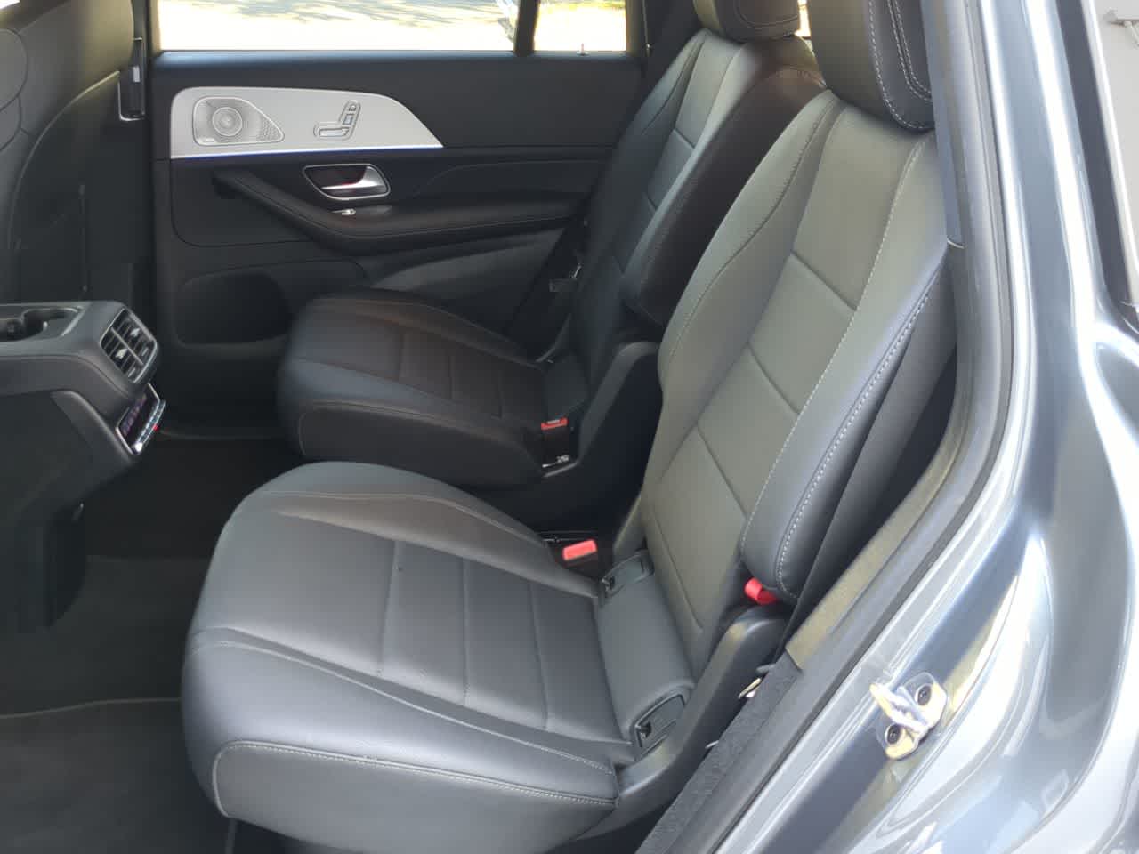 Thumbnail: 2025 Mercedes-Benz GLS - 20