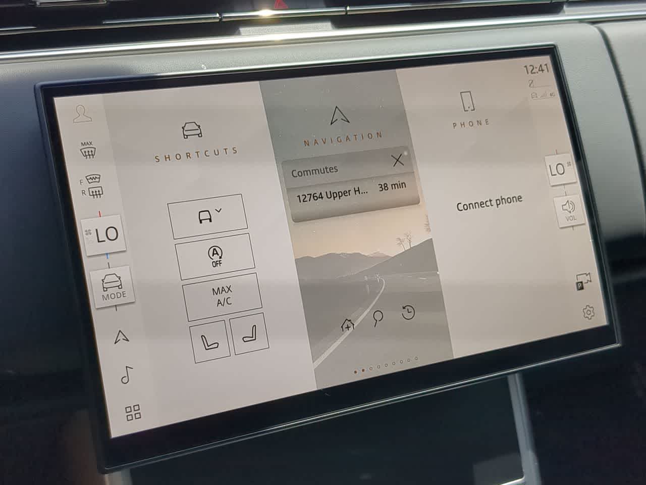 Thumbnail: 2025 Land Rover Range Rover - 31