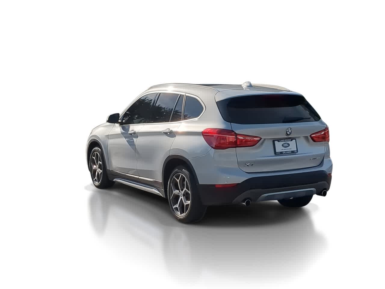 Thumbnail: 2019 BMW X1 - 6