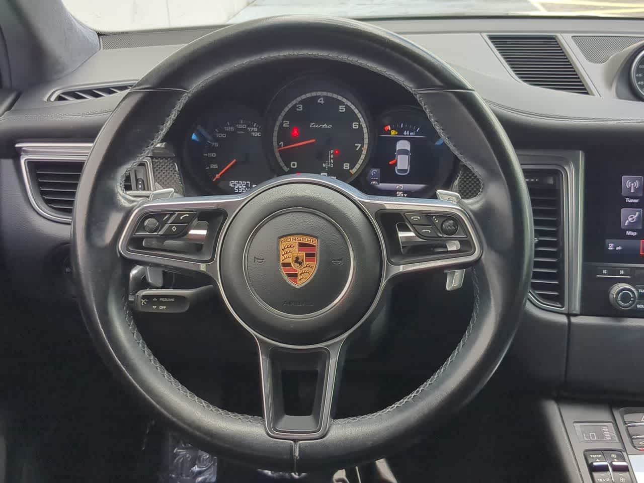 Thumbnail: 2017 Porsche Macan - 24