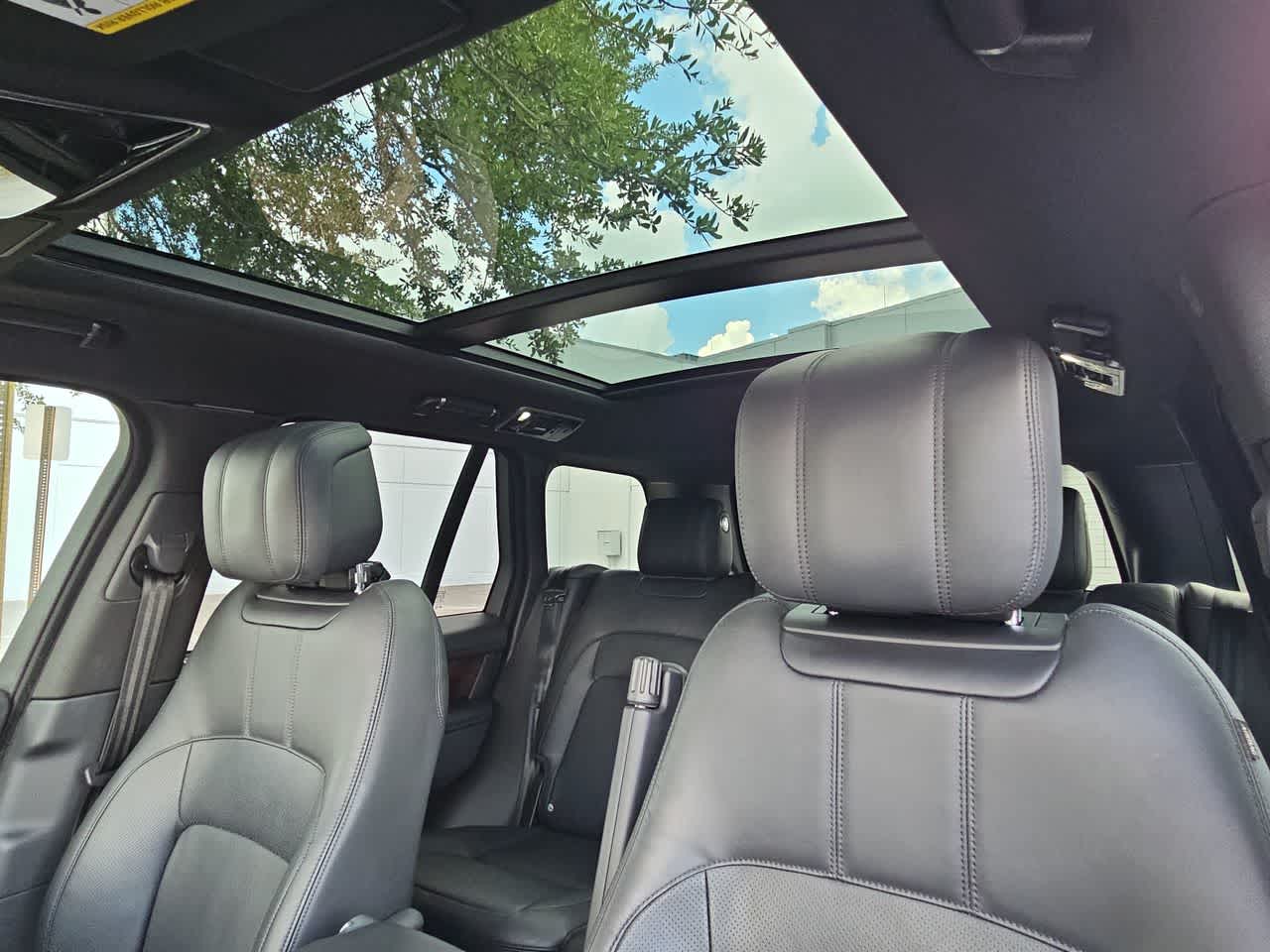 Thumbnail: 2022 Land Rover Range Rover - 20