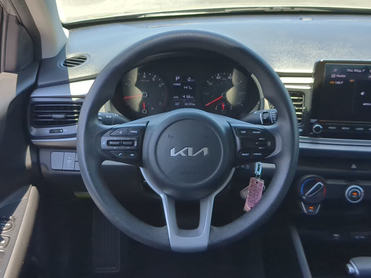 Thumbnail: 2022 Kia Rio - 22