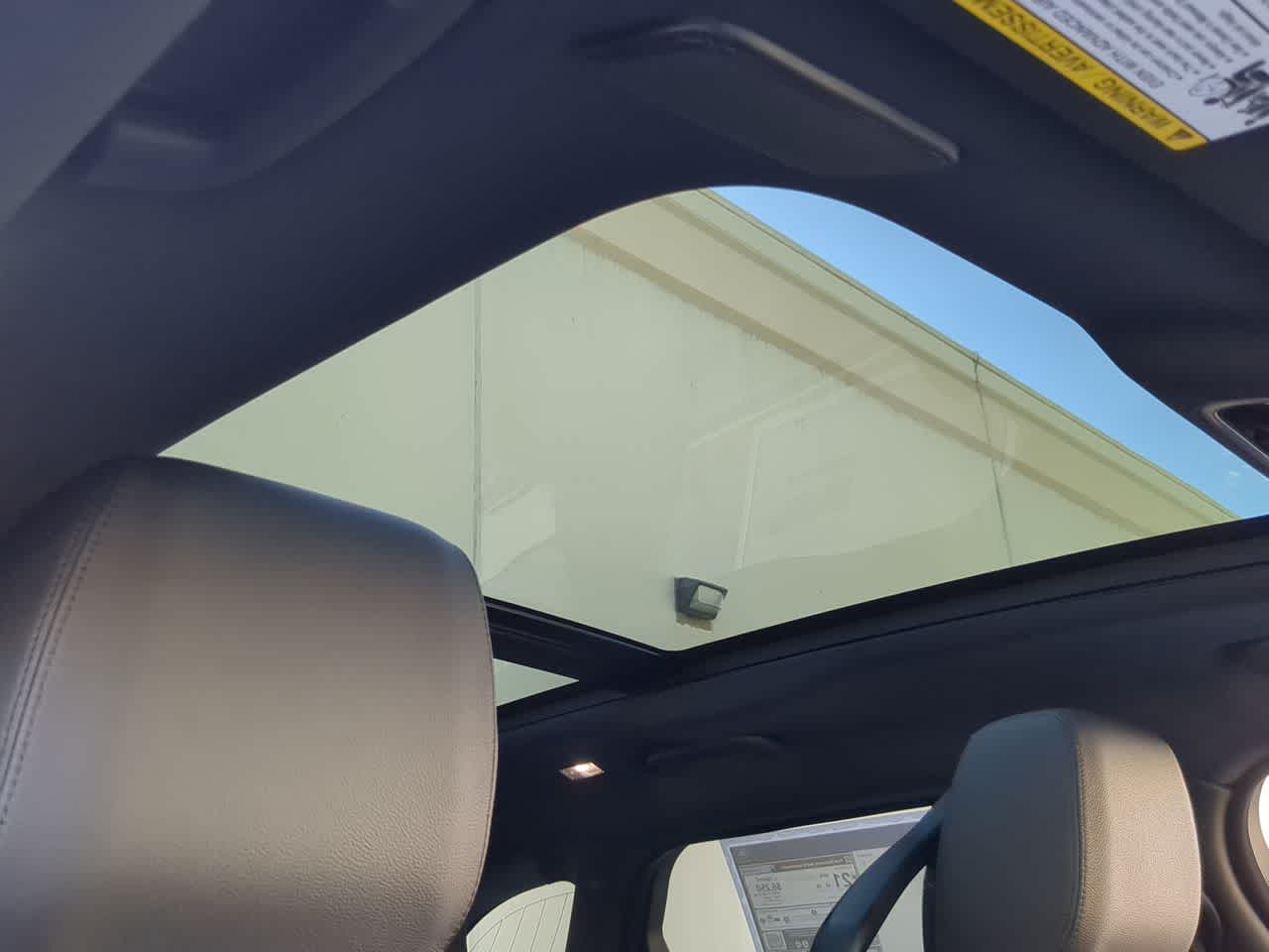 Thumbnail: 2026 Land Rover Range Rover Velar - 20