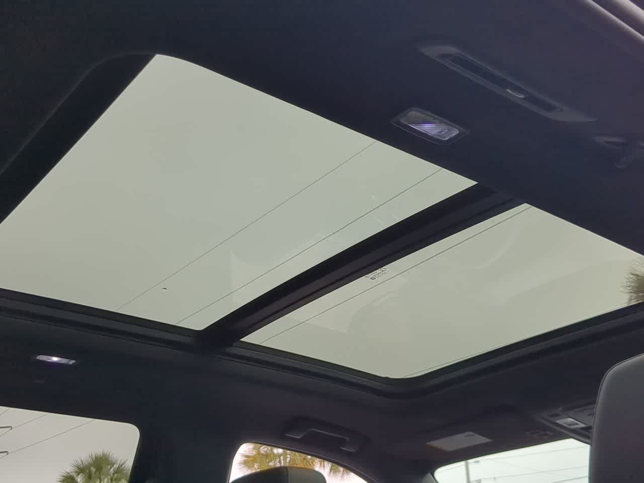 Thumbnail: 2023 Chevrolet Tahoe - 22