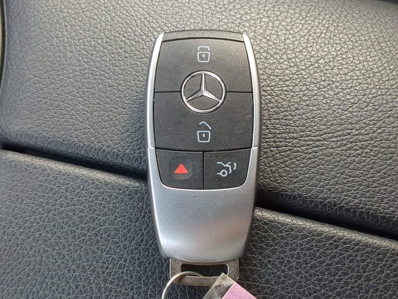 Thumbnail: 2020 Mercedes-Benz GLC - 36