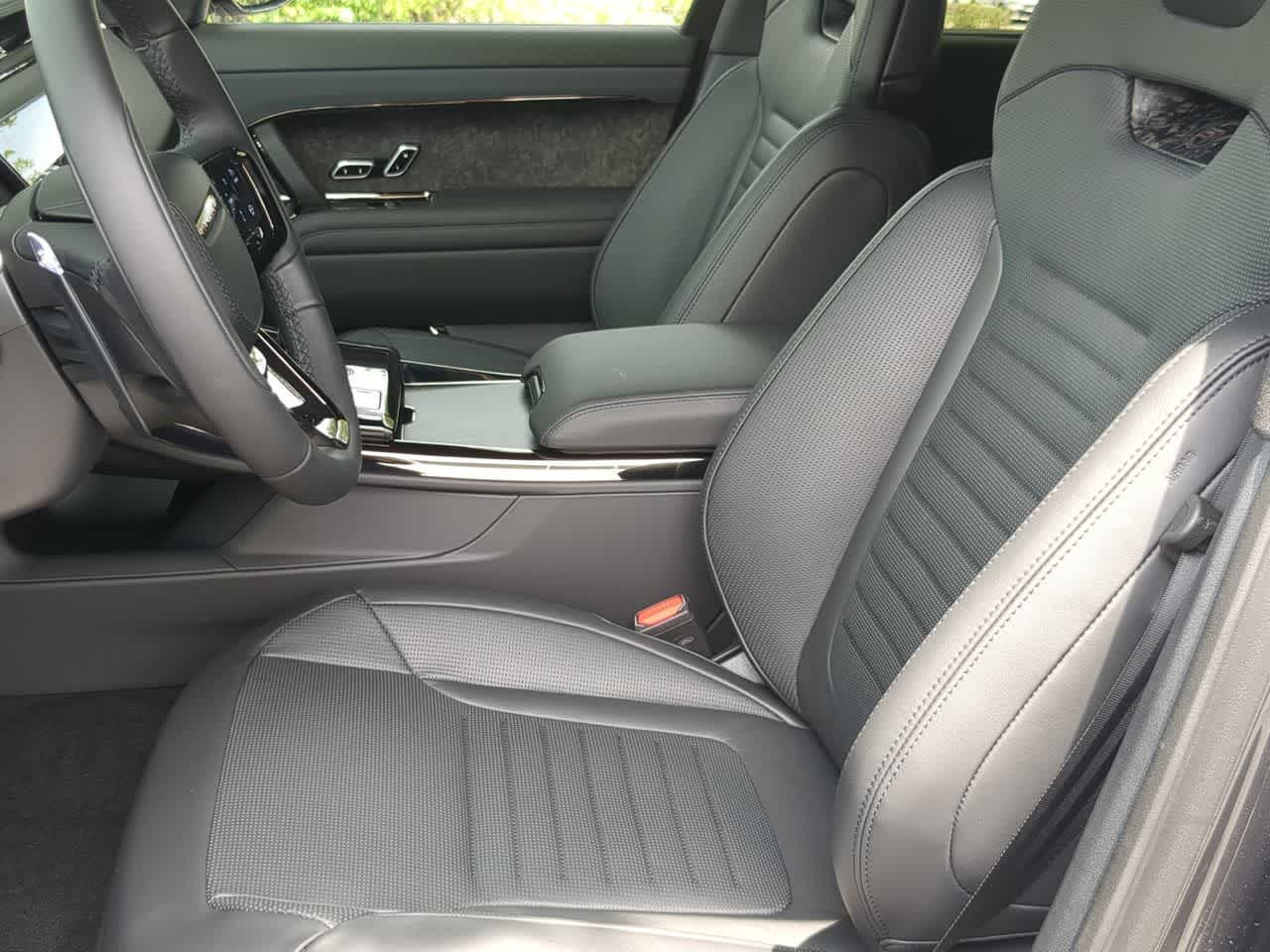 Thumbnail: 2026 Land Rover Range Rover Sport - 16