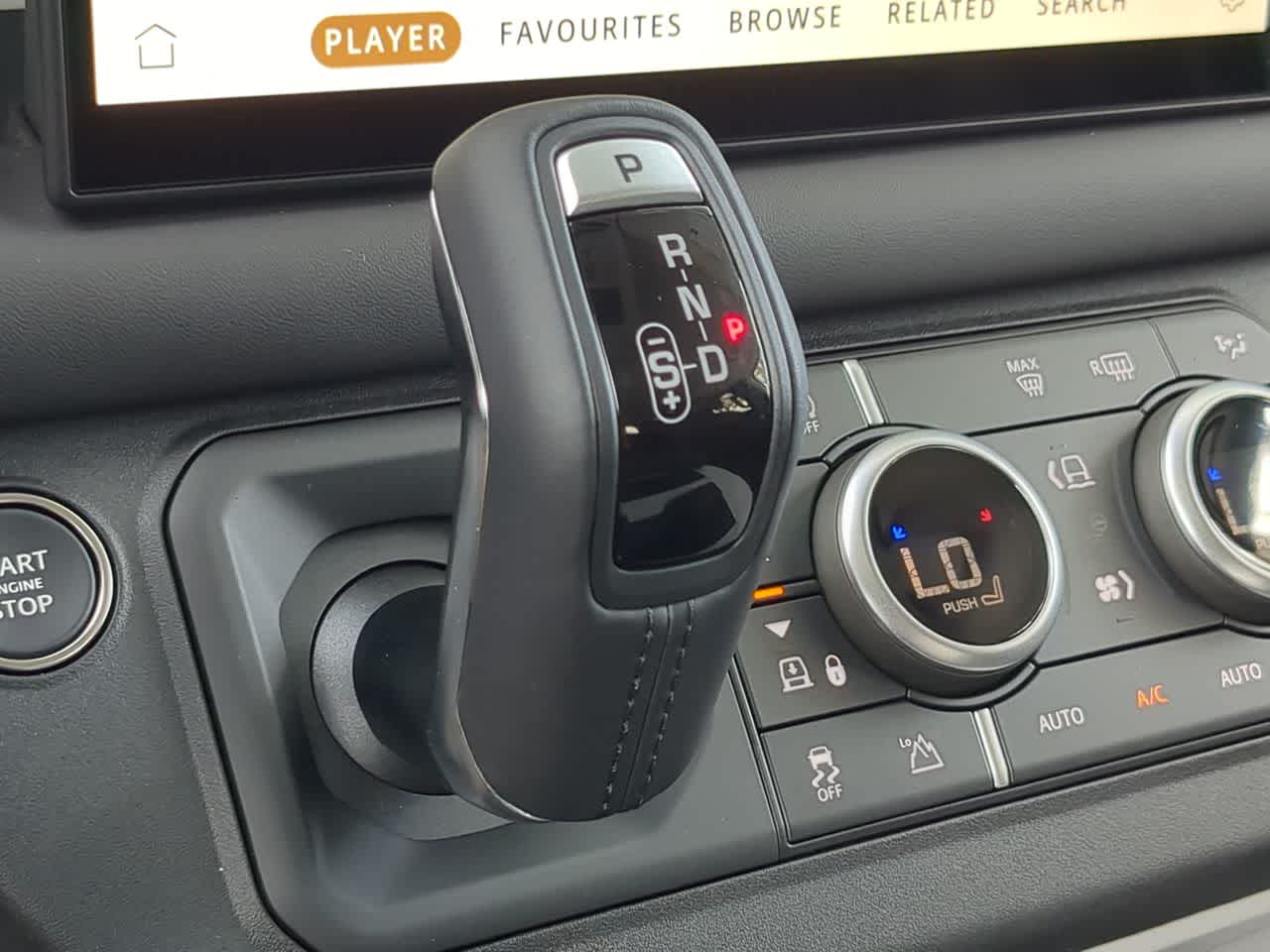 Thumbnail: 2025 Land Rover Defender - 35