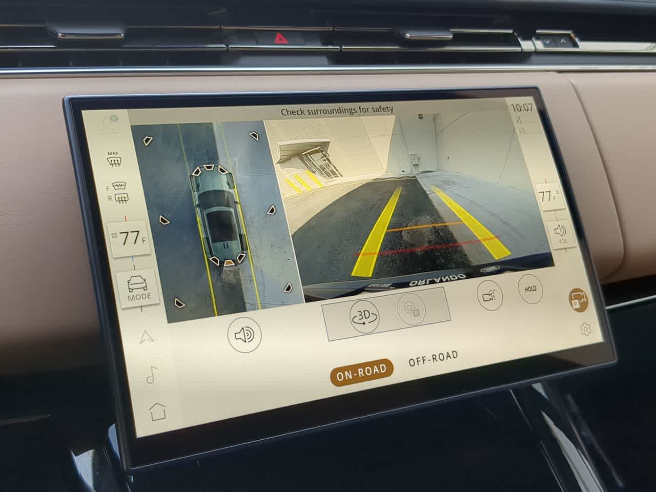 Thumbnail: 2025 Land Rover Range Rover Sport - 30