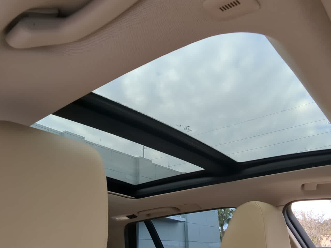 Thumbnail: 2015 BMW 3 Series - 19