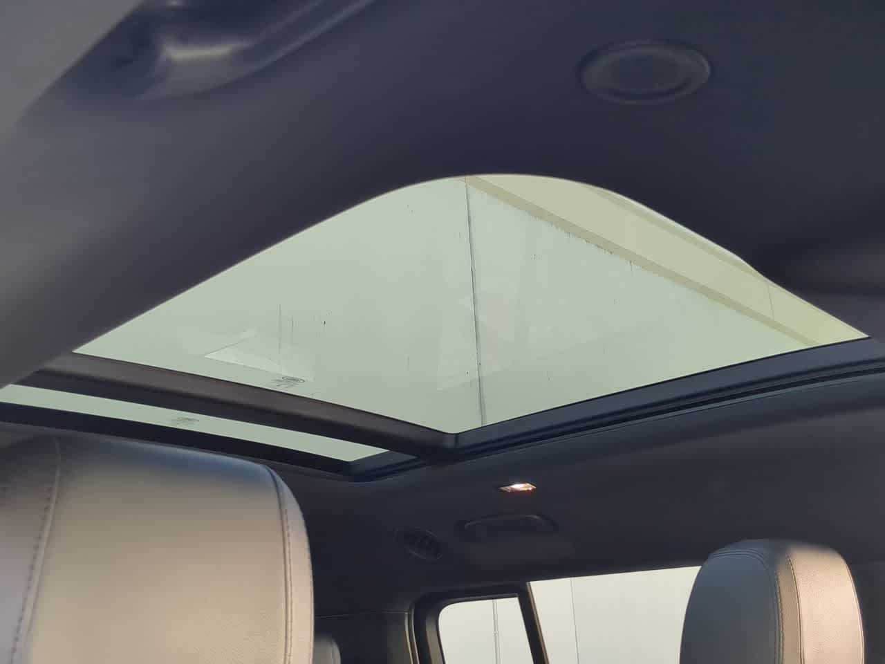 Thumbnail: 2024 Land Rover Defender - 17