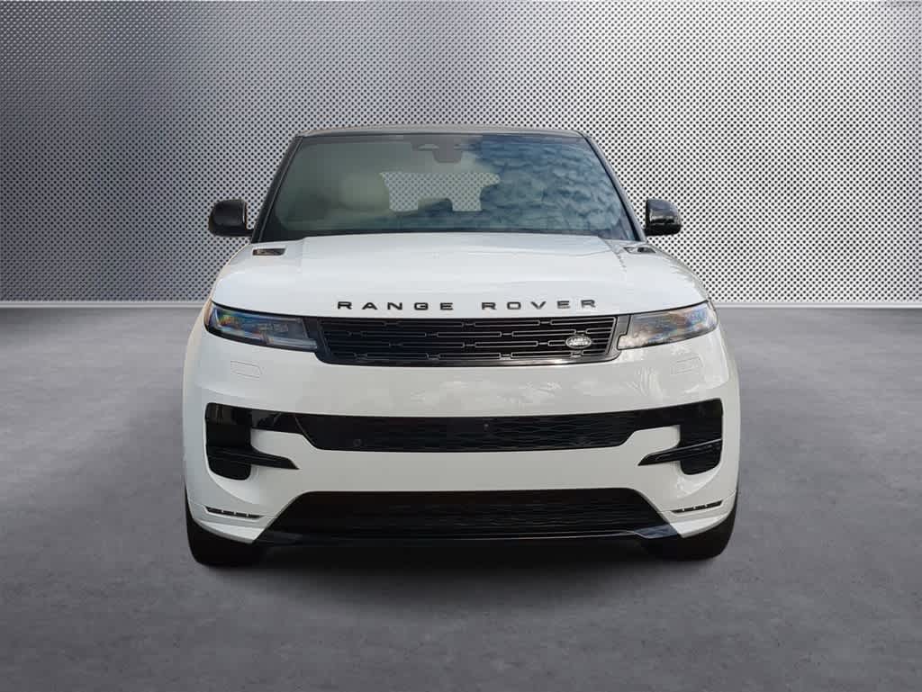2025 Land Rover Range Rover Sport SE photo 3