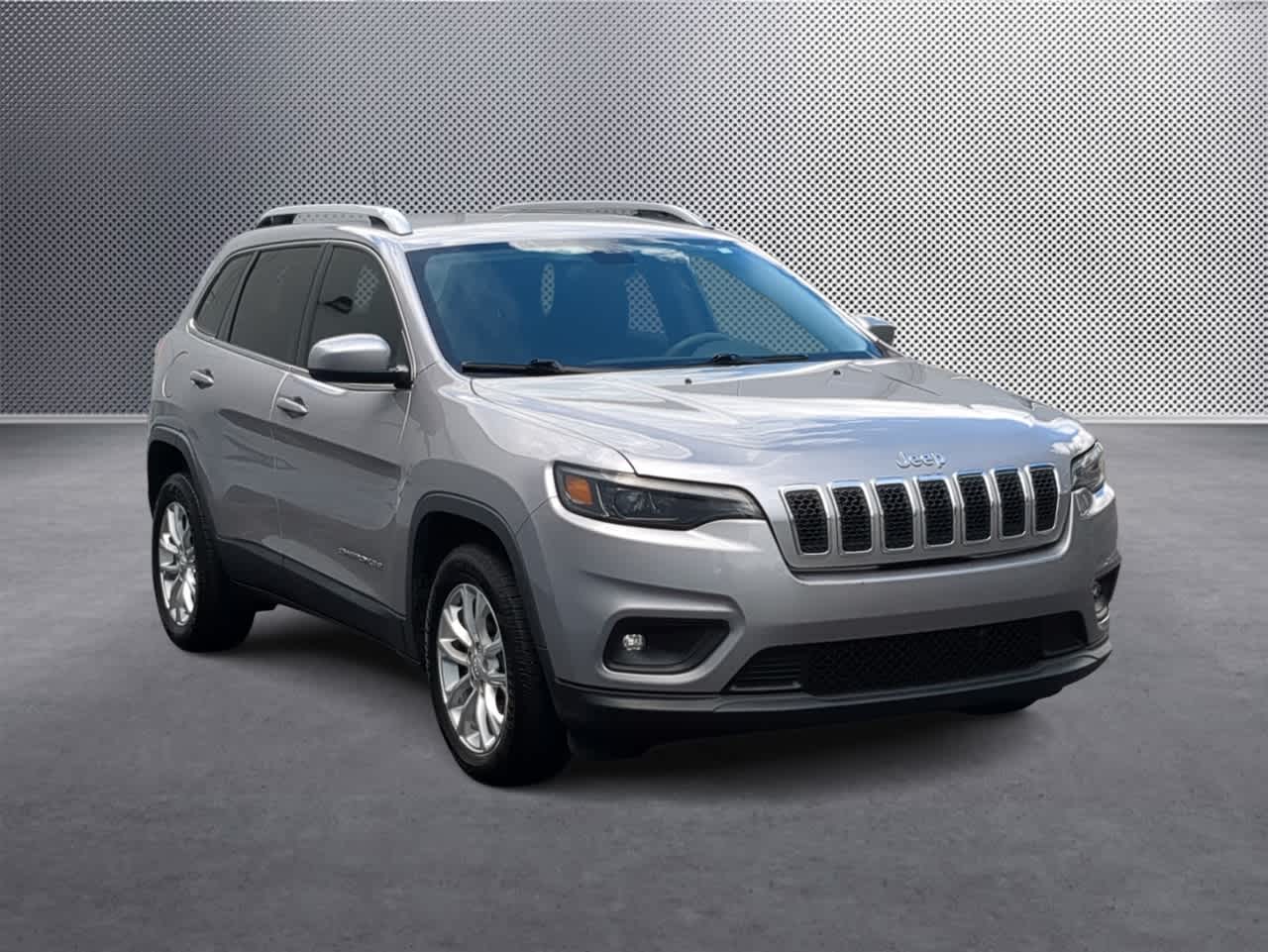 Thumbnail: 2019 Jeep Cherokee - 2