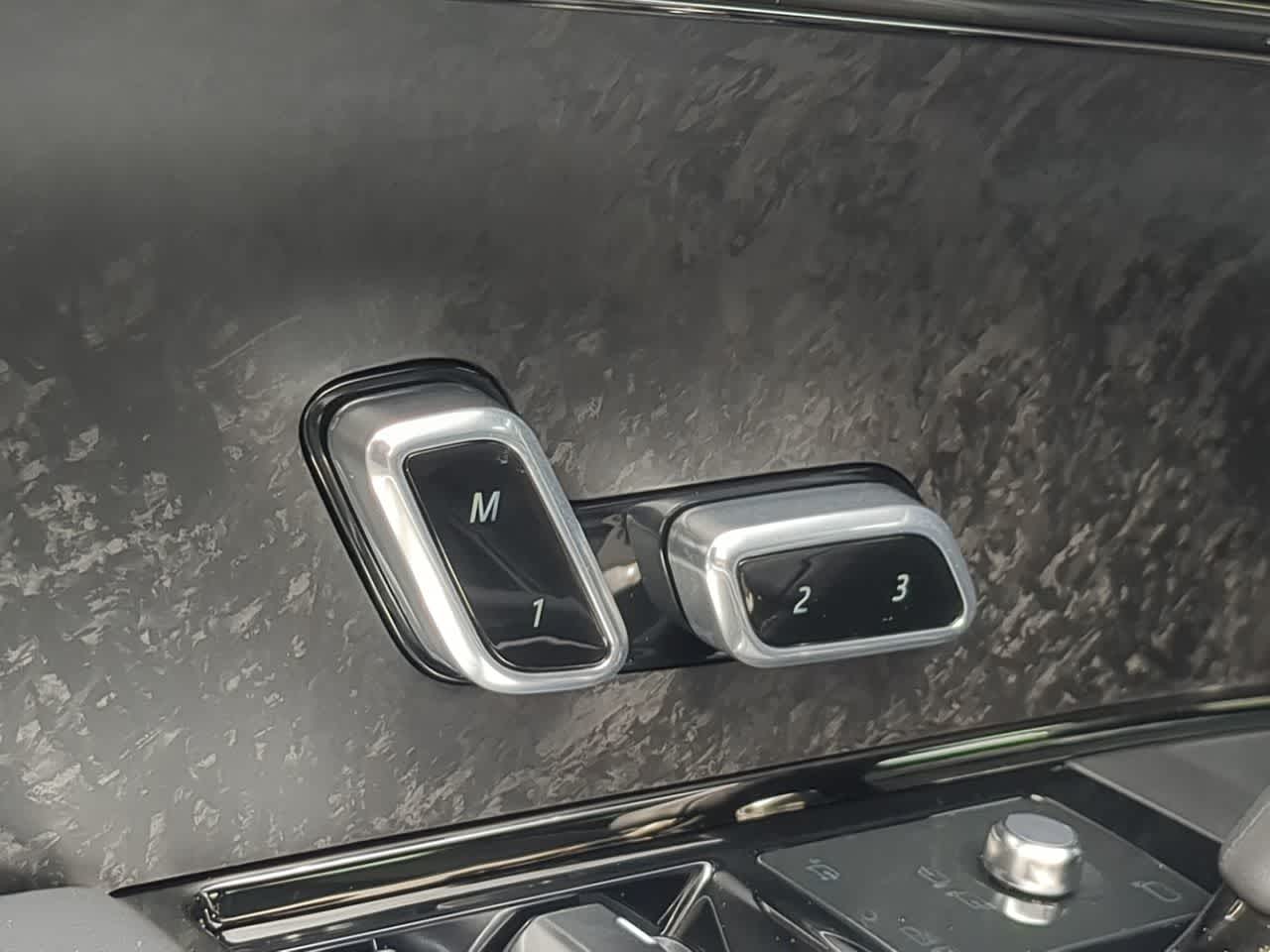 Thumbnail: 2026 Land Rover Range Rover Sport - 18