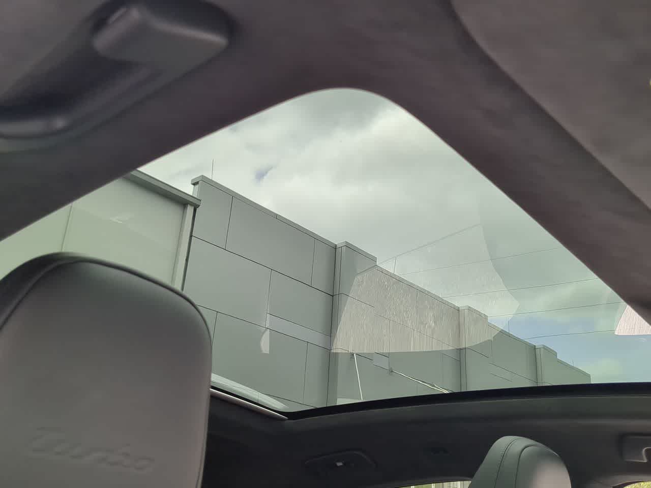 Thumbnail: 2023 Porsche Cayenne - 19