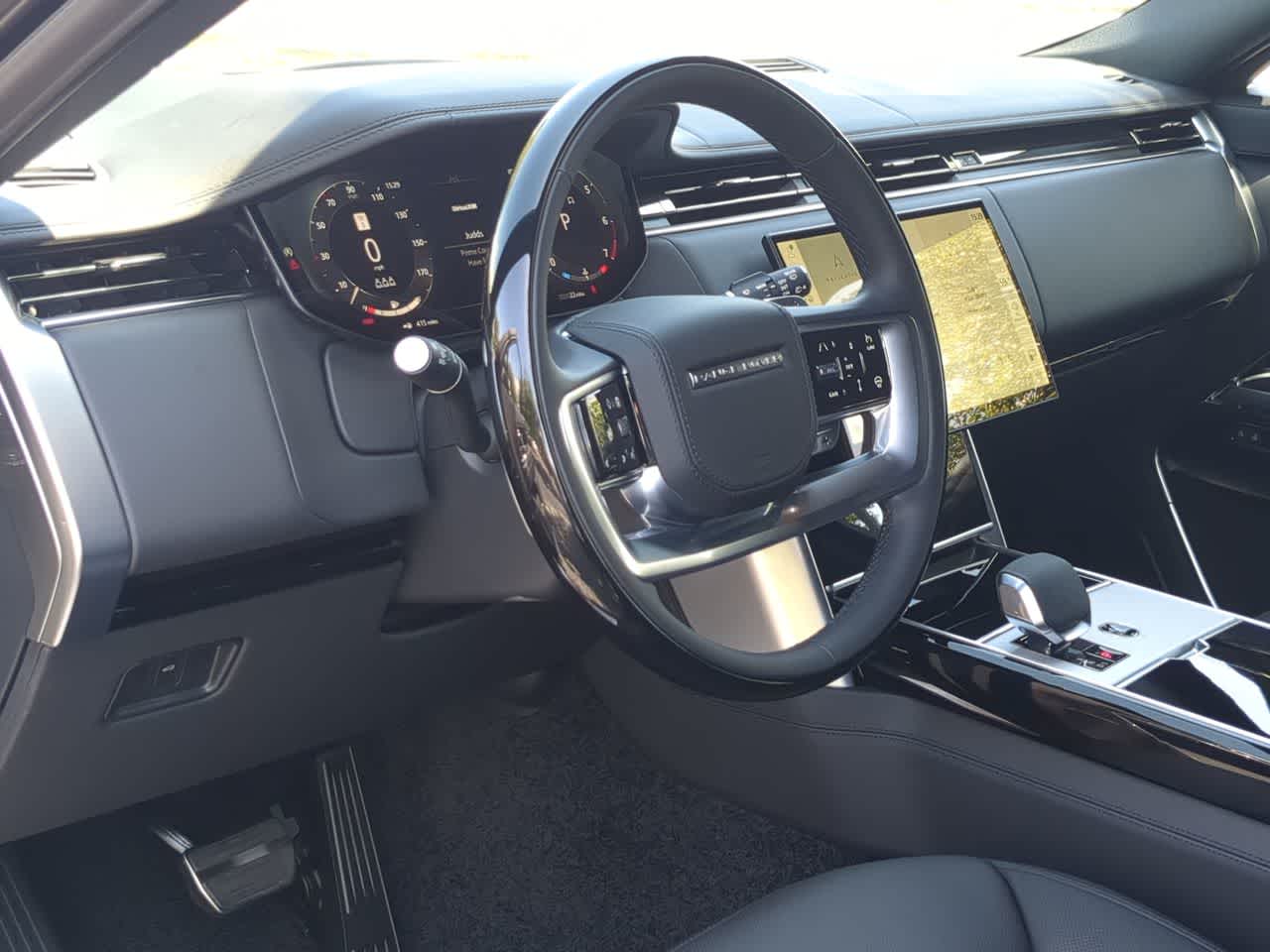 Thumbnail: 2026 Land Rover Range Rover - 10