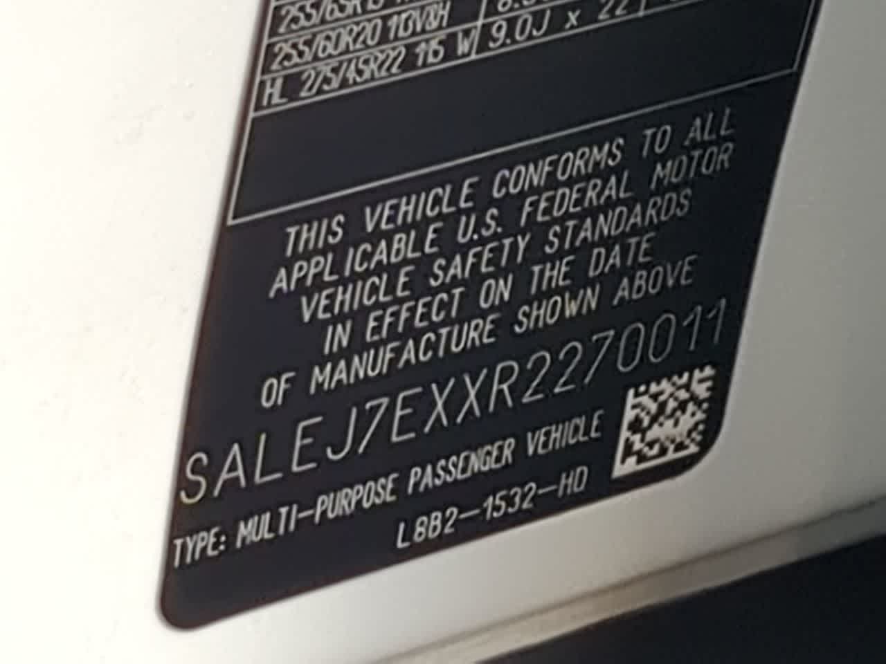 Thumbnail: 2024 Land Rover Defender - 40