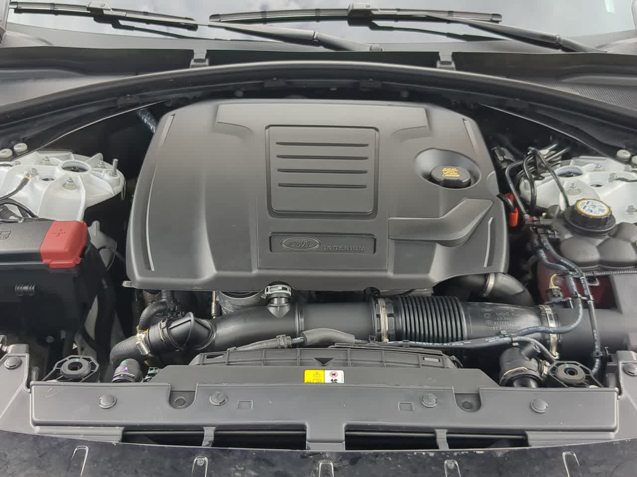 Thumbnail: 2025 Land Rover Range Rover Velar - 15