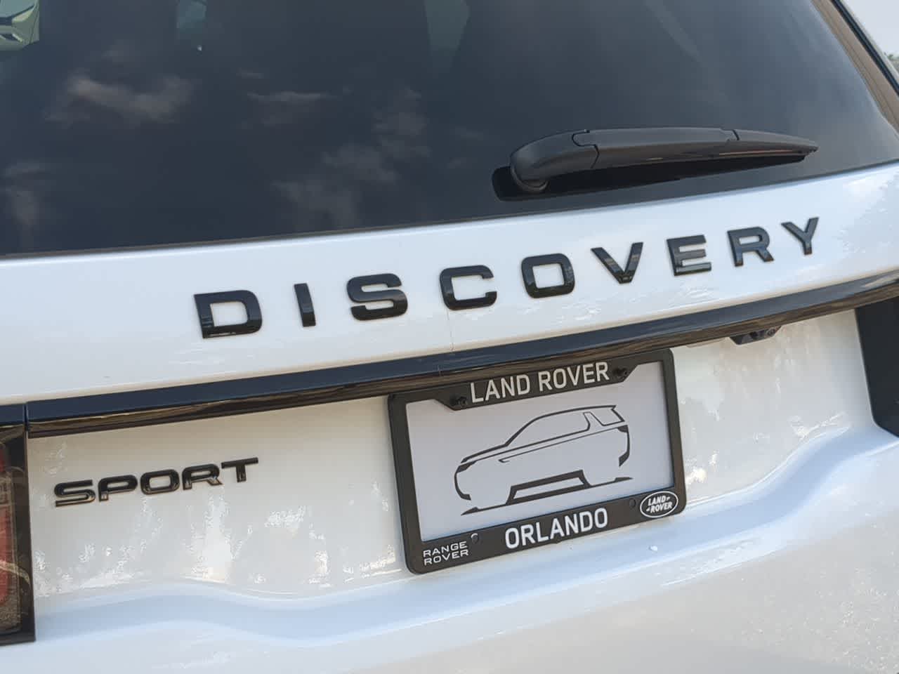 Thumbnail: 2025 Land Rover Discovery Sport - 13