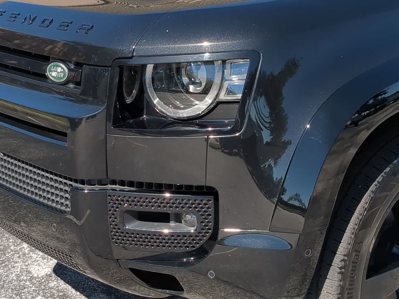 Thumbnail: 2024 Land Rover Defender - 11