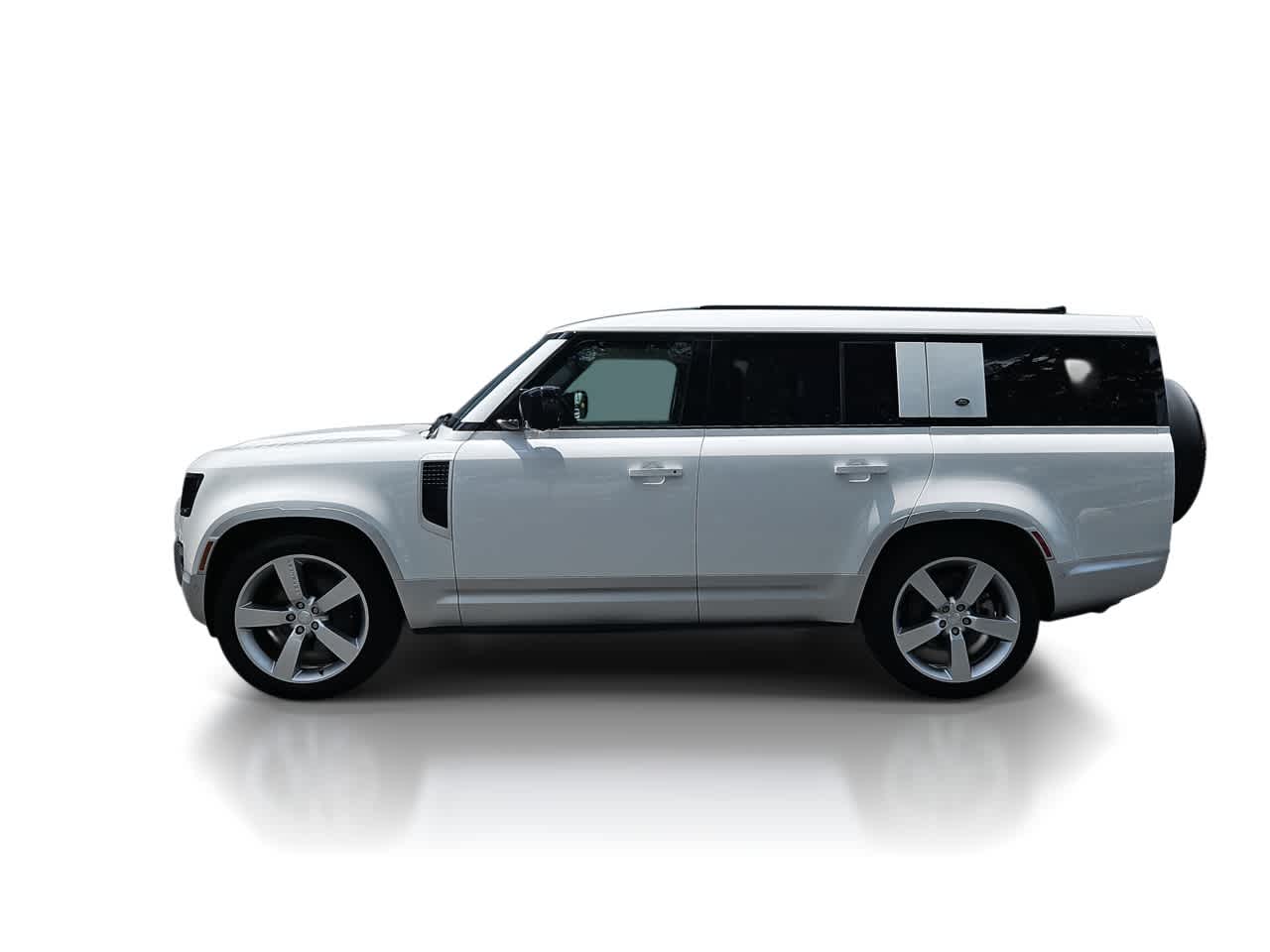 Thumbnail: 2023 Land Rover Defender - 5