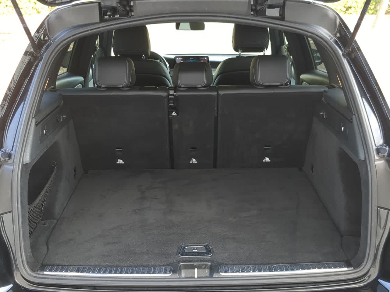 Thumbnail: 2020 Mercedes-Benz GLC - 35