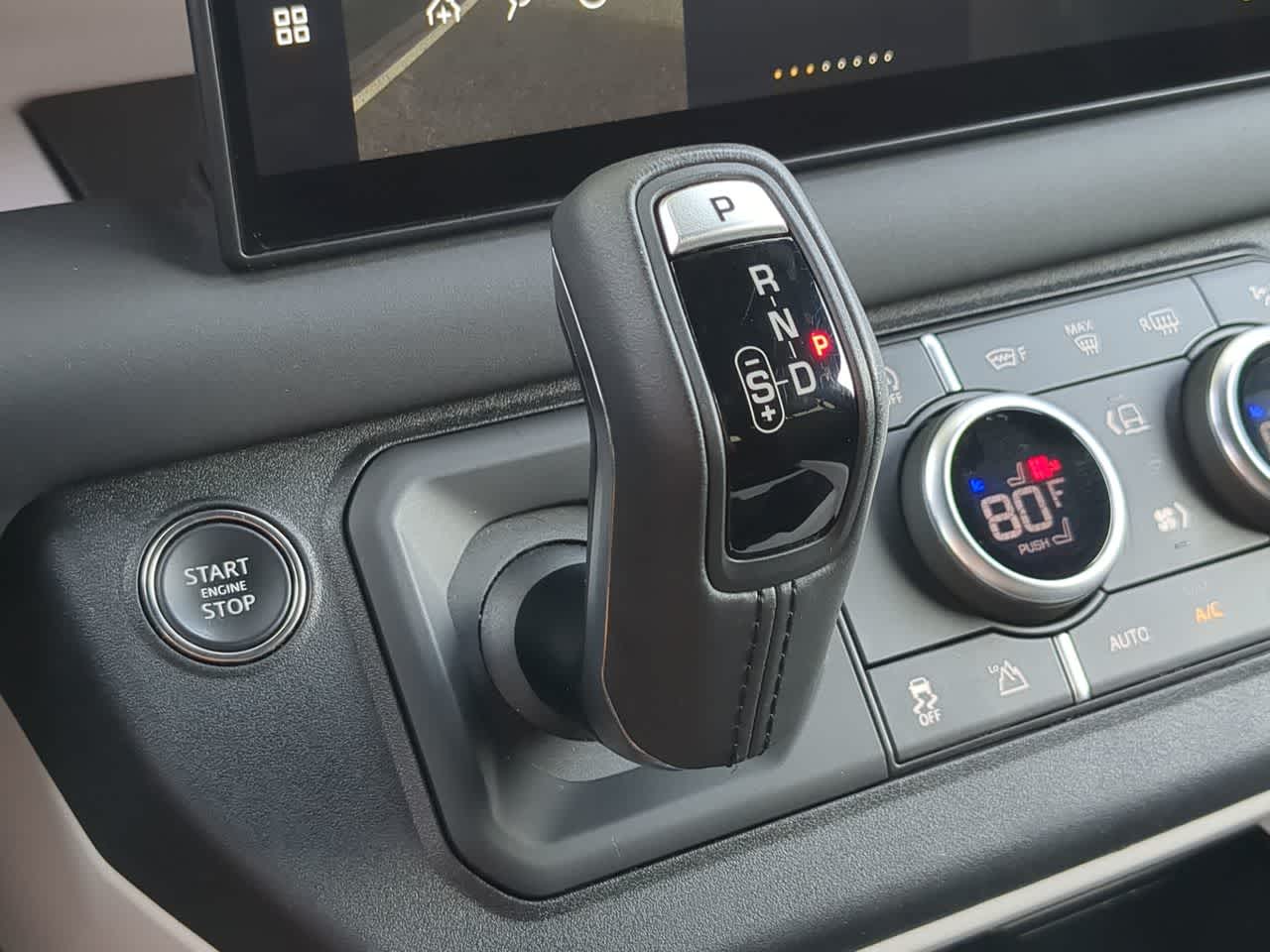 Thumbnail: 2025 Land Rover Defender - 35