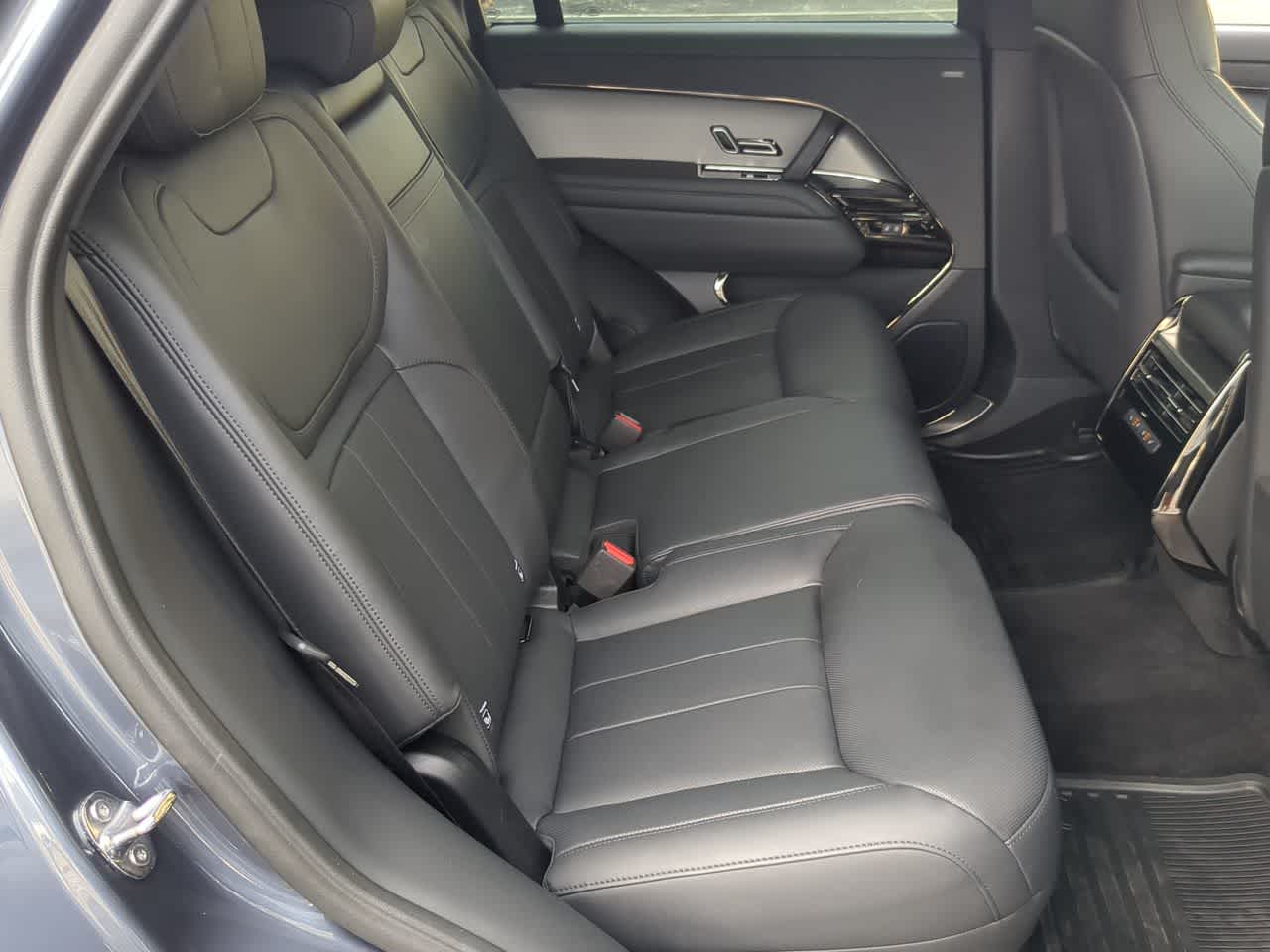 Thumbnail: 2025 Land Rover Range Rover Sport - 20