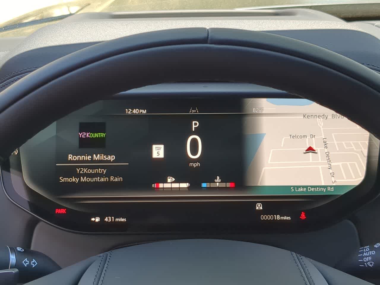 Thumbnail: 2026 Land Rover Range Rover Sport - 36