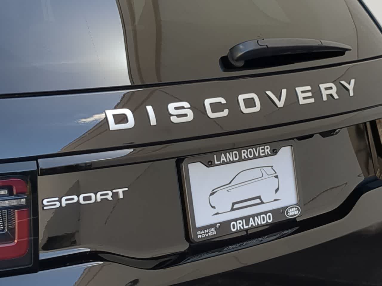 Thumbnail: 2025 Land Rover Discovery Sport - 13