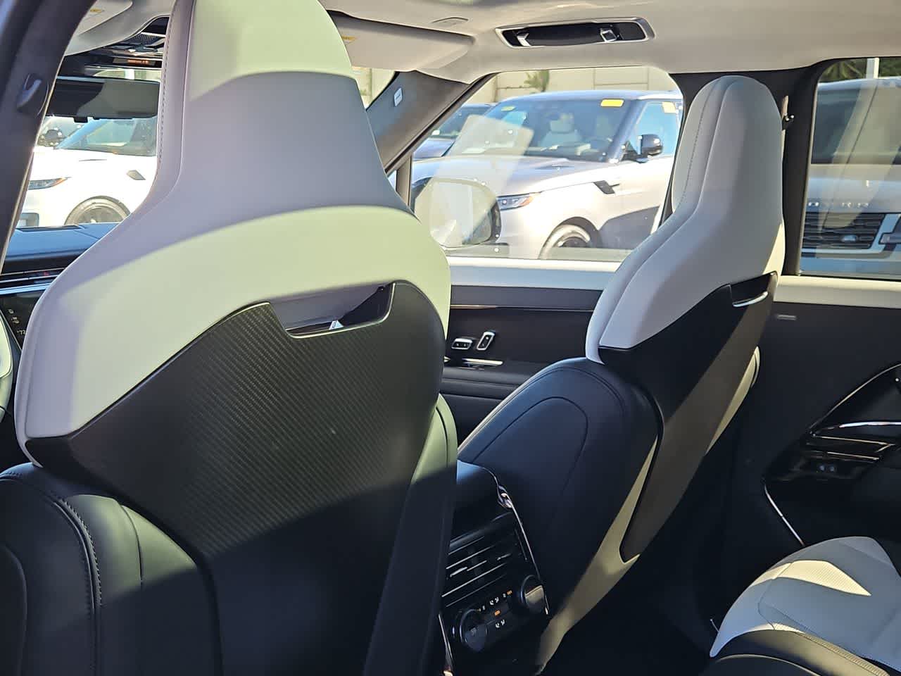 Thumbnail: 2025 Land Rover Range Rover Sport - 16