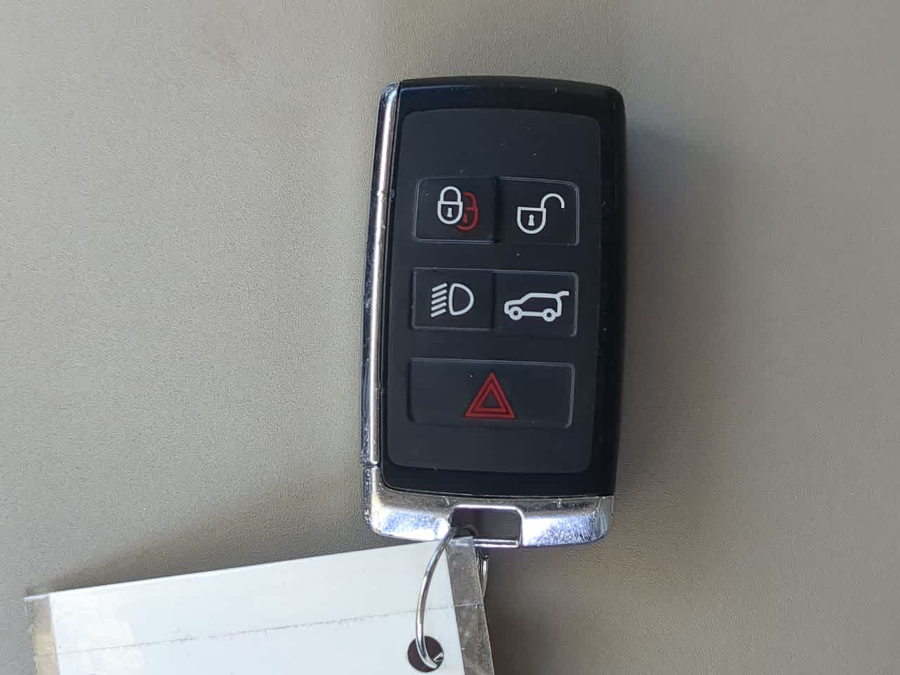 Thumbnail: 2022 Land Rover Defender - 39