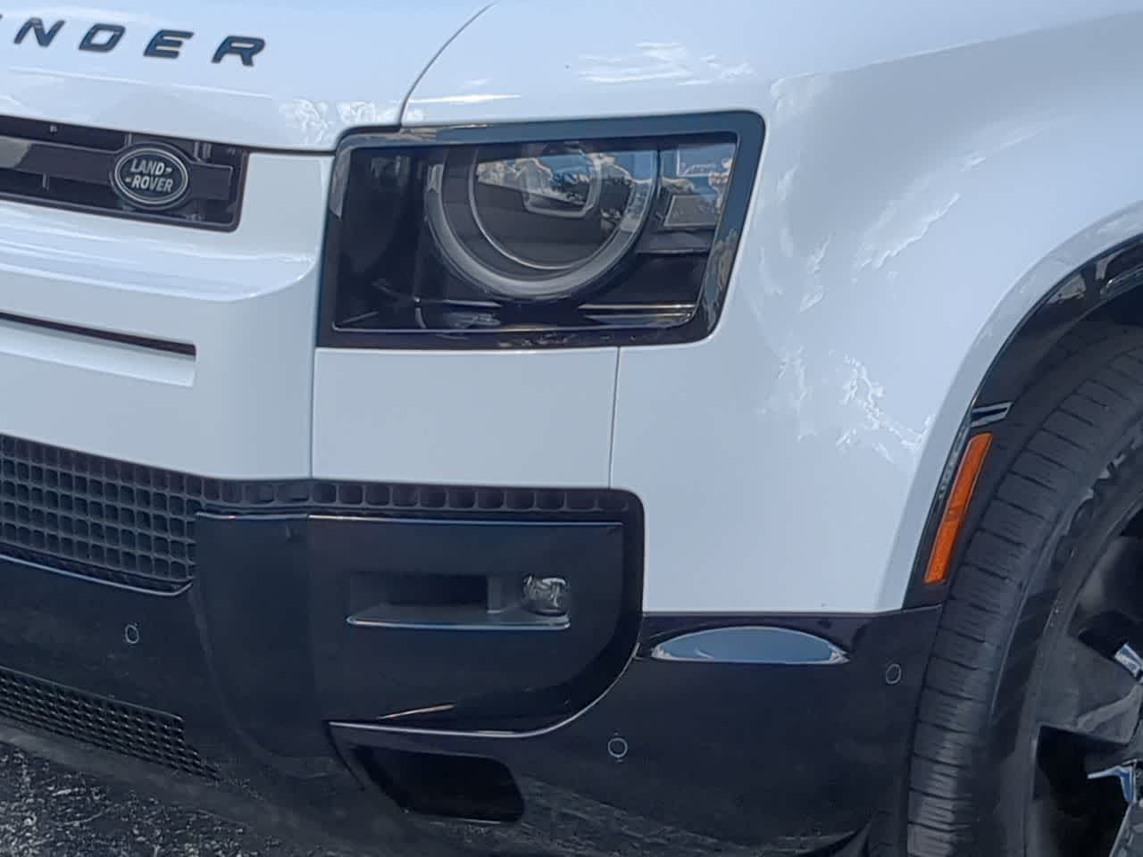 Thumbnail: 2026 Land Rover Defender - 11