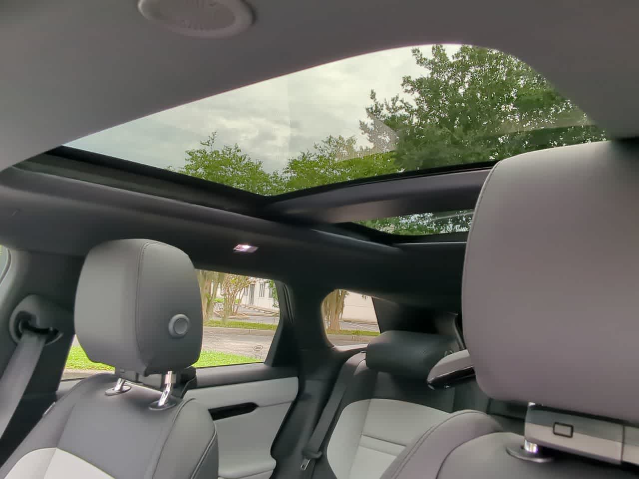 Thumbnail: 2026 Land Rover Range Rover Evoque - 20