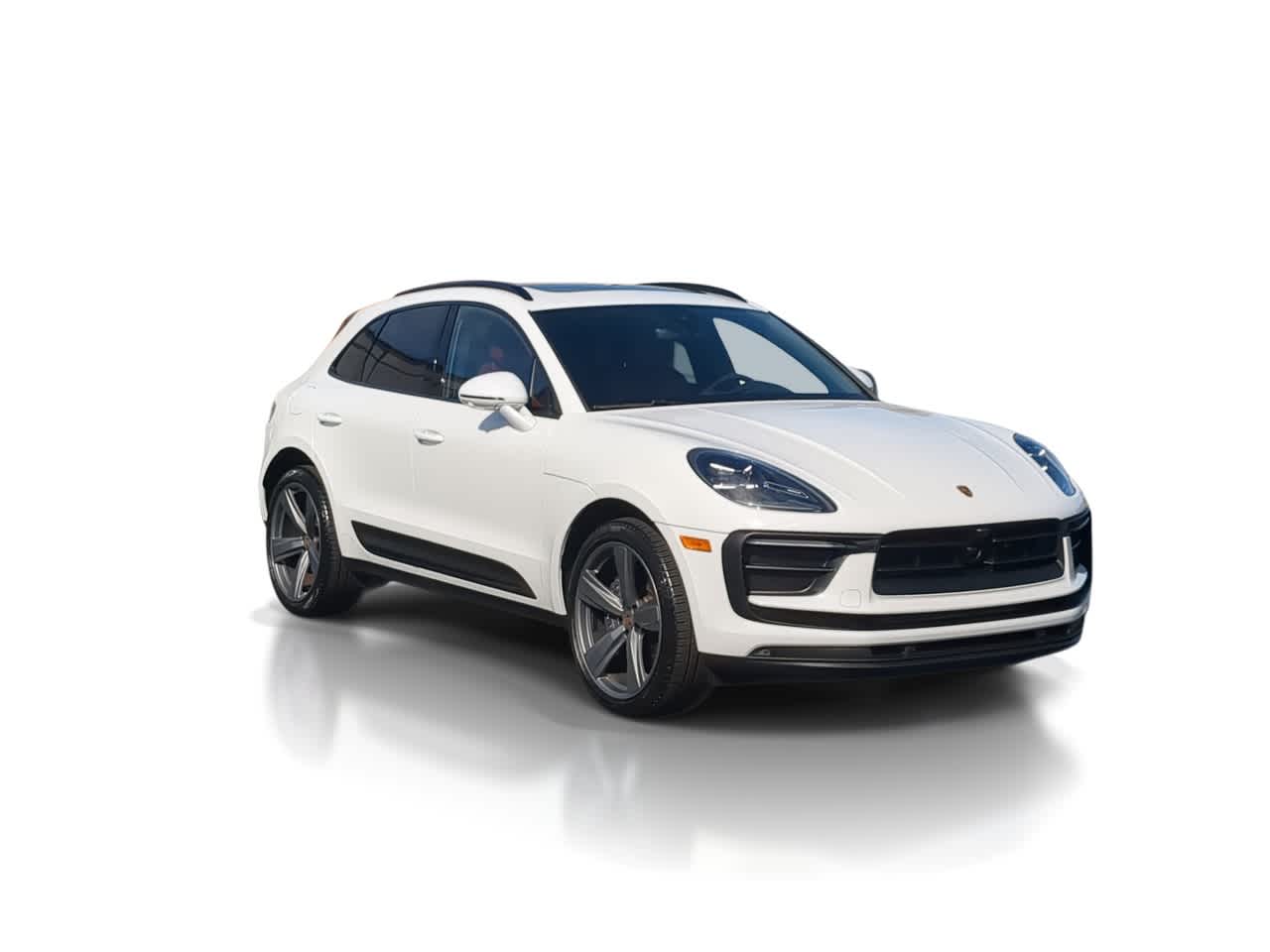 Thumbnail: 2024 Porsche Macan - 2