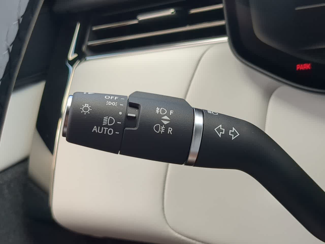 Thumbnail: 2026 Land Rover Range Rover Sport - 29