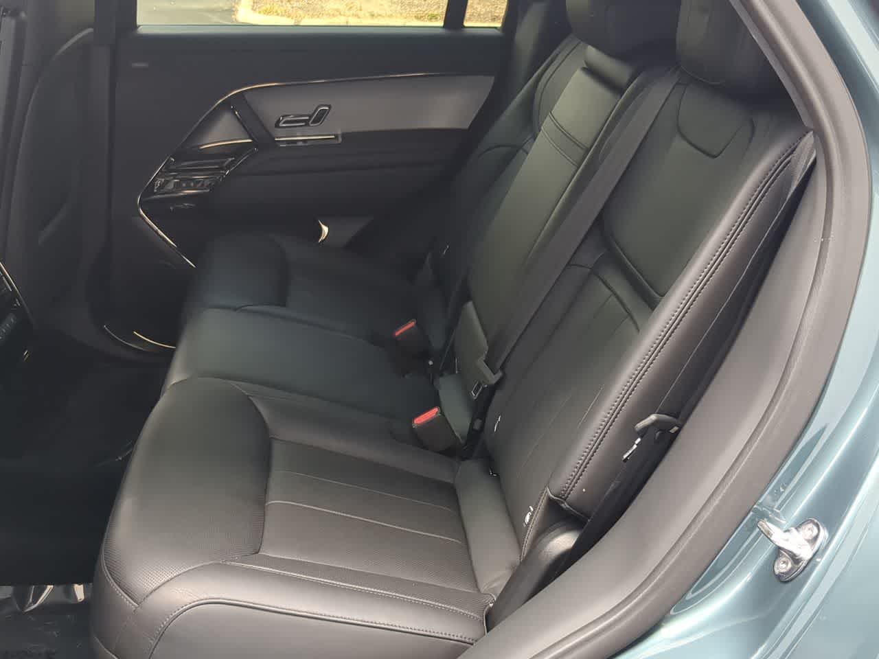 Thumbnail: 2025 Land Rover Range Rover Sport - 21