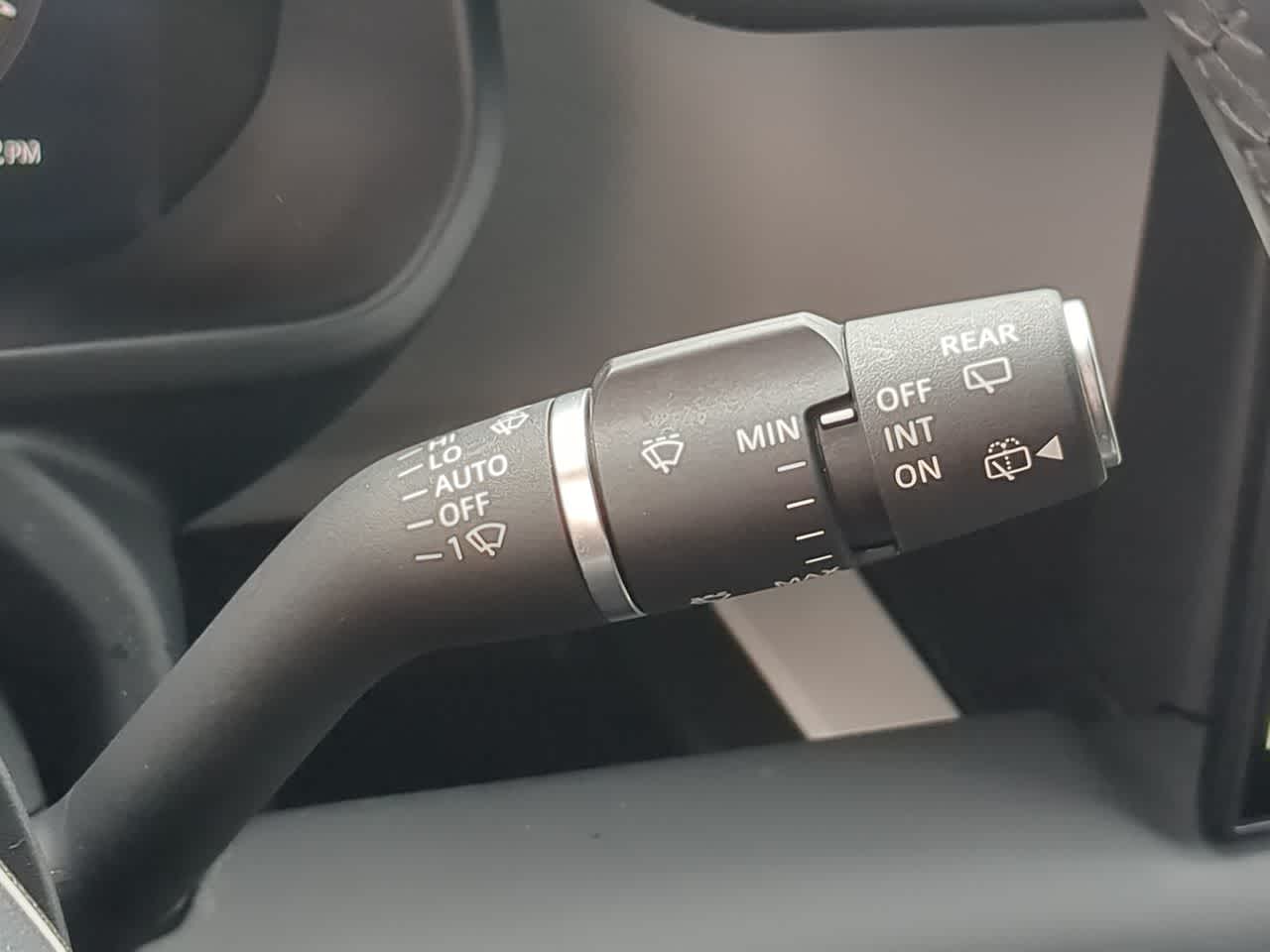 Thumbnail: 2025 Land Rover Defender - 27