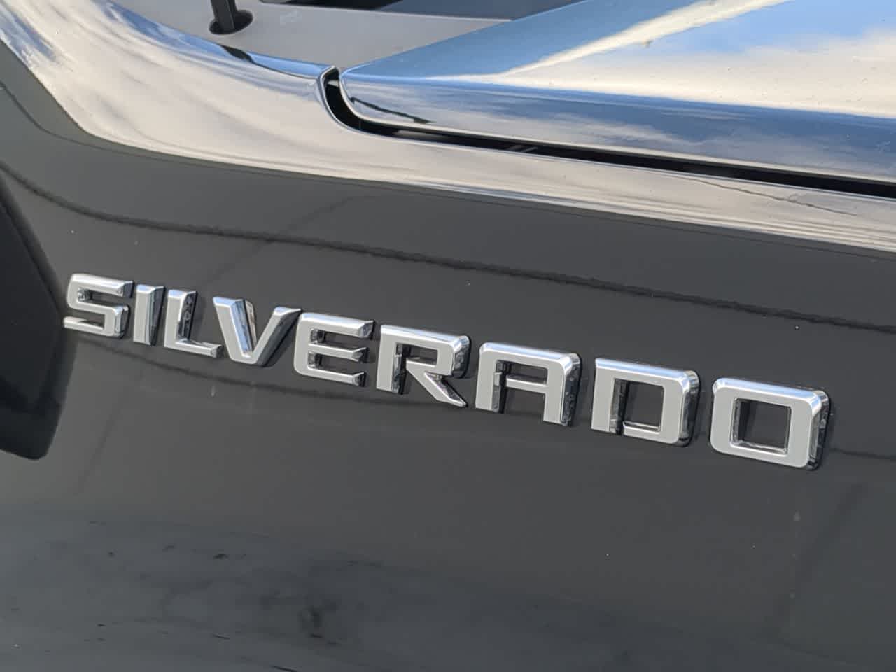 Thumbnail: 2025 Chevrolet Silverado 1500 - 12