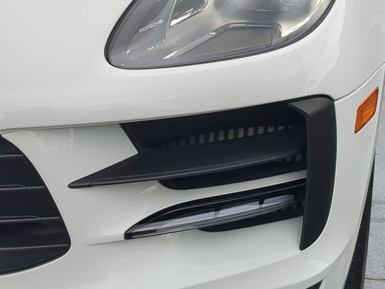 Thumbnail: 2021 Porsche Macan - 11