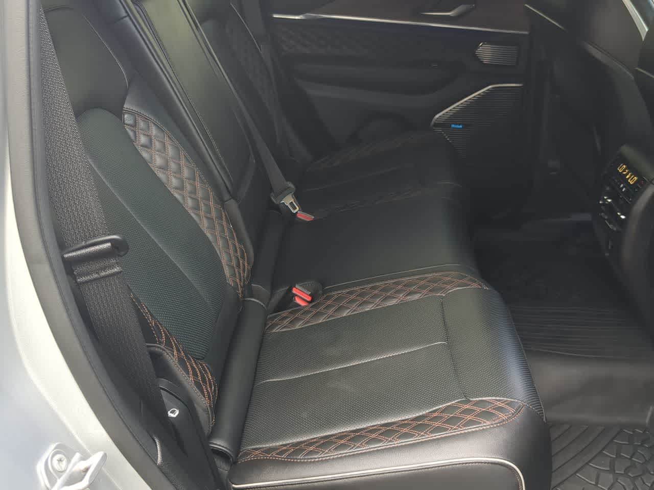 Thumbnail: 2023 Jeep Grand Cherokee - 21