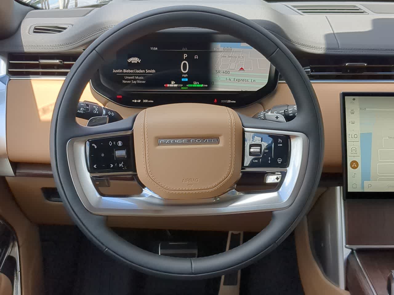 Thumbnail: 2025 Land Rover Range Rover - 23