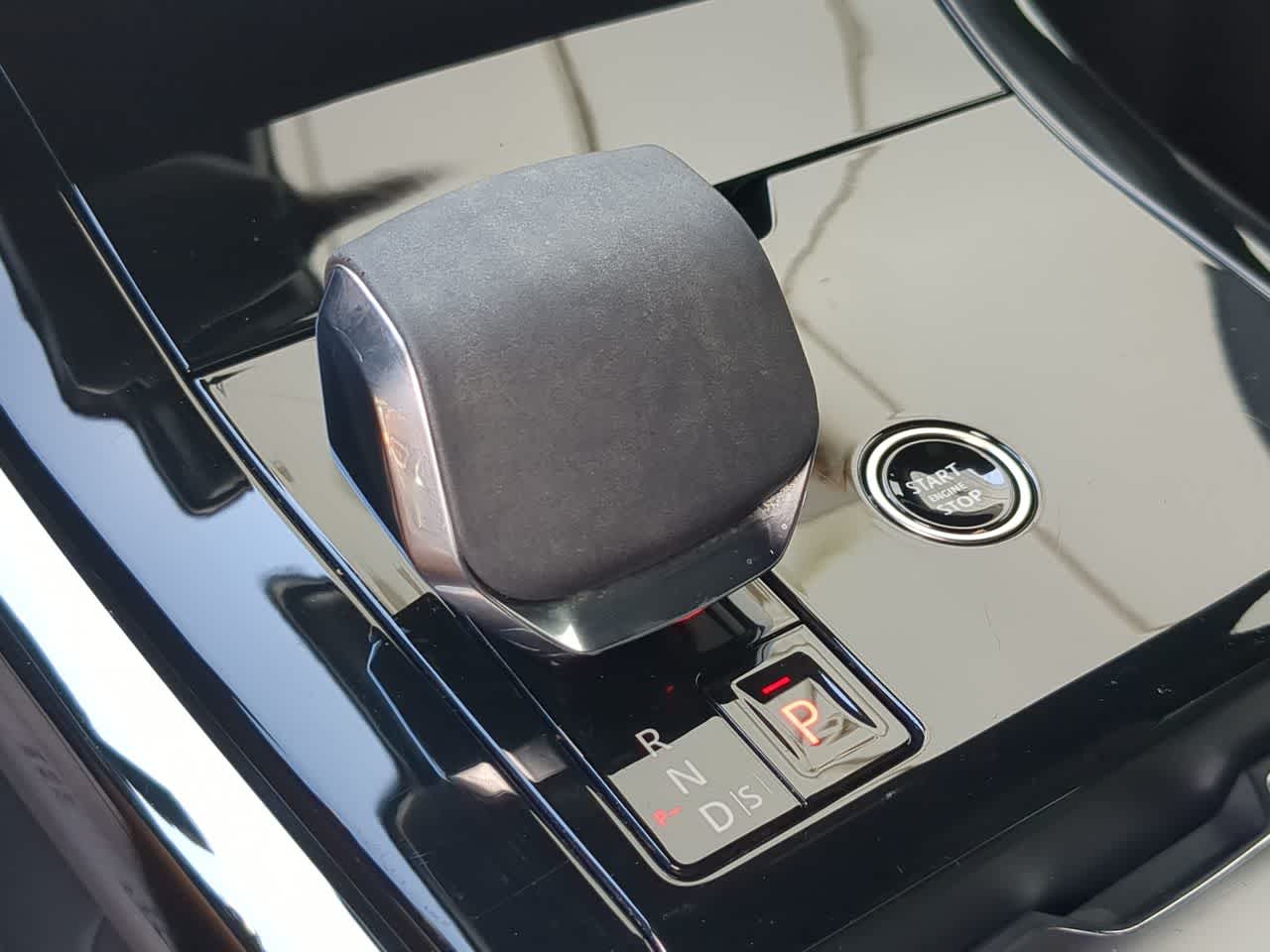 Thumbnail: 2024 Land Rover Range Rover Sport - 34