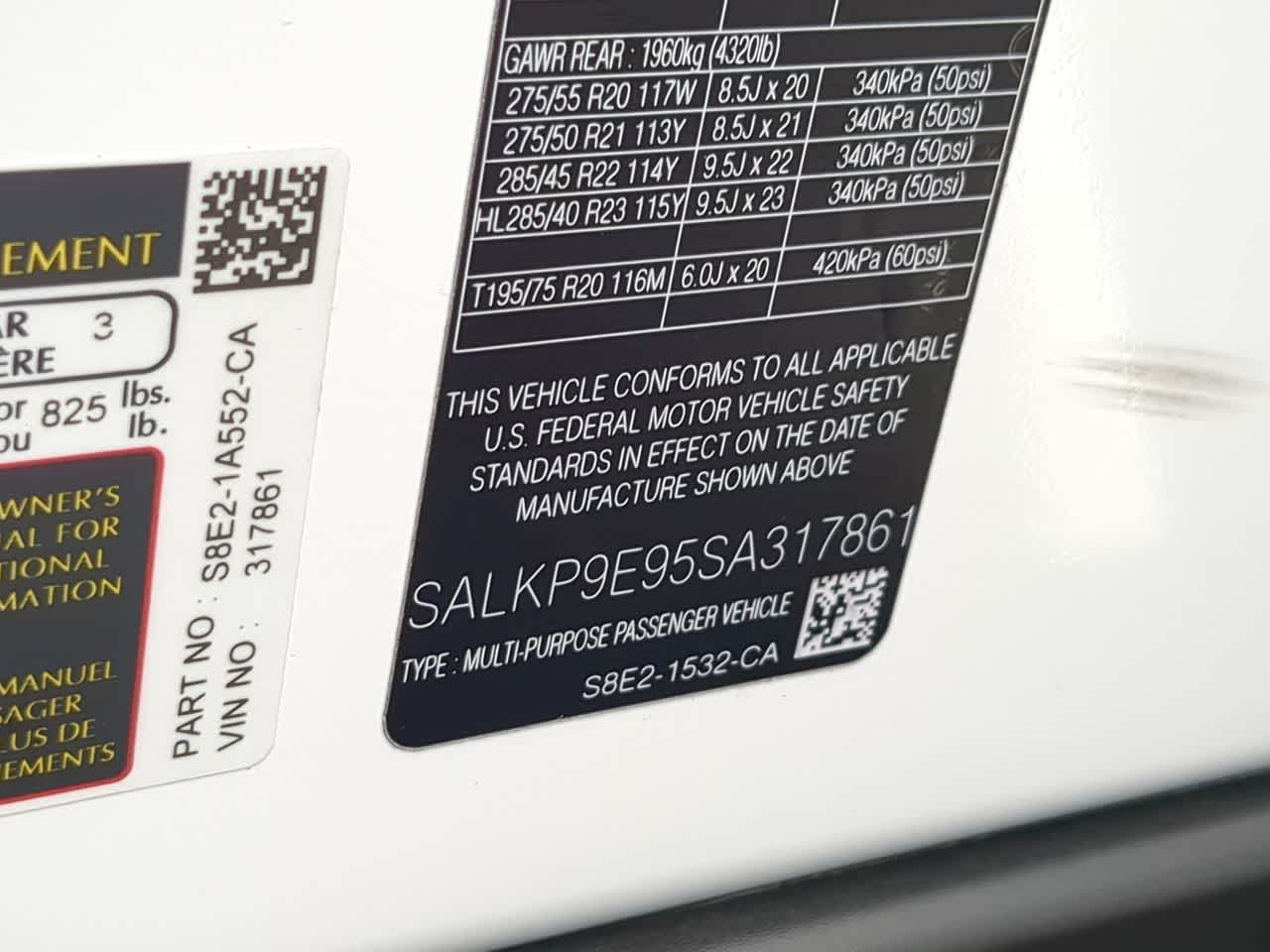 Thumbnail: 2025 Land Rover Range Rover - 36