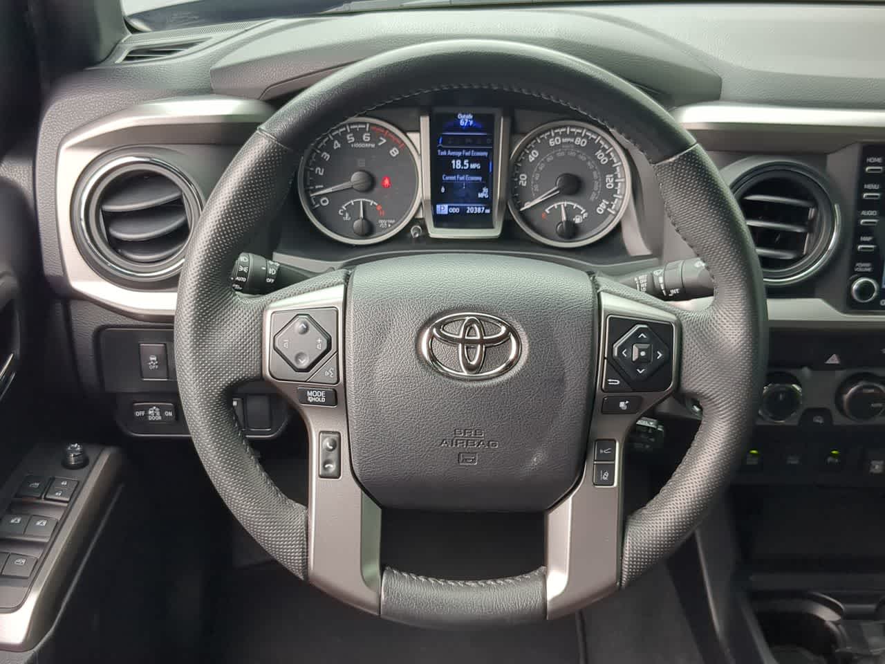 Thumbnail: 2022 Toyota Tacoma - 25