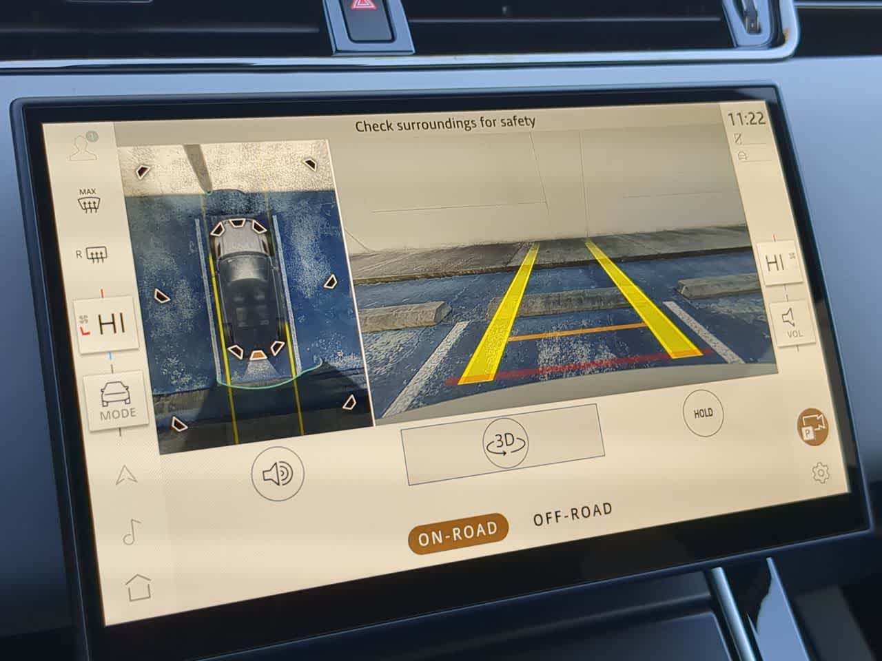 Thumbnail: 2026 Land Rover Range Rover Evoque - 32